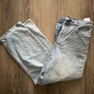 Vintage Levi’s lightwash jeans